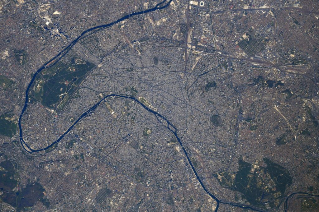 Paris depuis l'espace