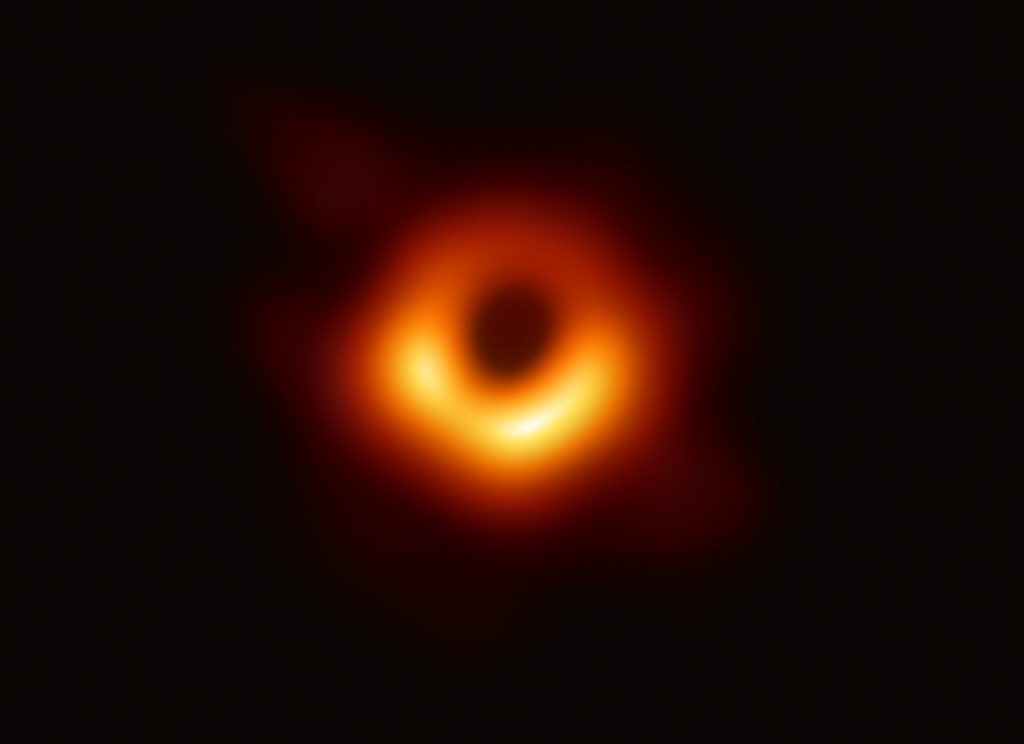 Découverte du plus petit trou noir stellaire connu ?