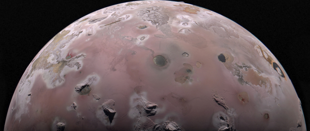 Juno observe une éruption volcanique record sur Io