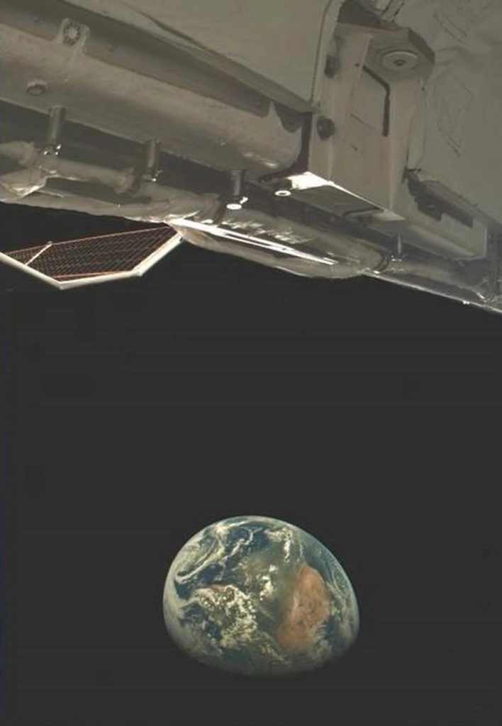 Une image de la Terre prise par le drone spatial X-37B