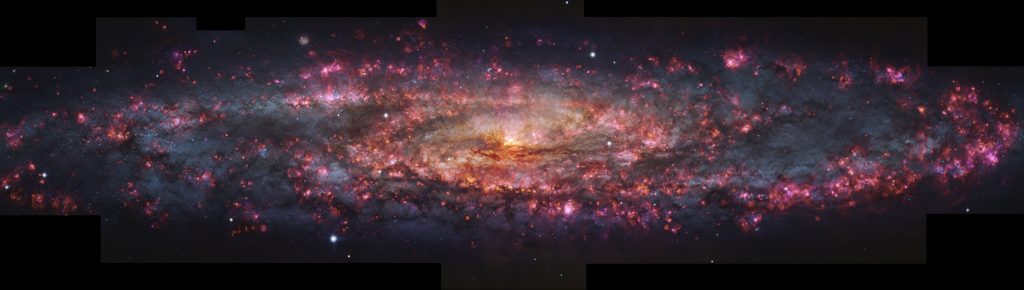 L’Observatoire Européen Austral (ESO) a dévoilé une image exceptionnelle de la galaxie du Sculpteur (NGC 253)