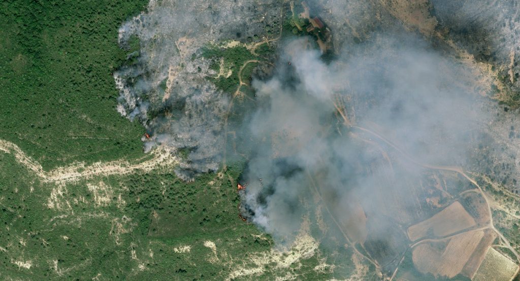 Les images satellites des incendies dans l'Aude