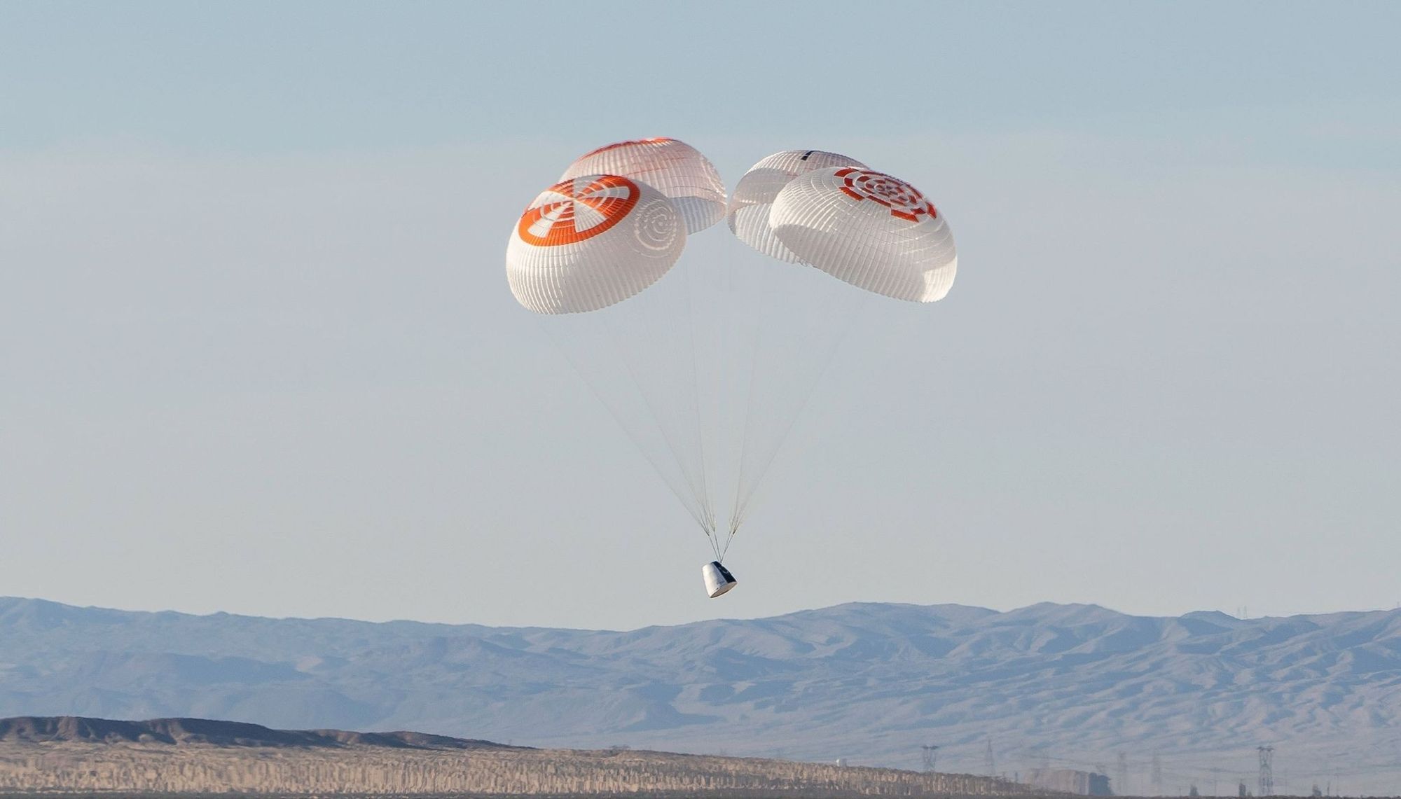 Système de parachutes de la capsule Nyx testé dans le désert de Mojave